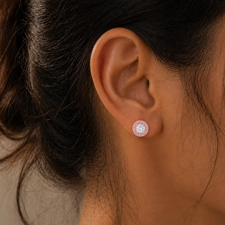 Boucle d'oreille Eternity · Taille rond - Diamant blanc et Saphir rose - or rouge - Maison Haddad Joaillerie