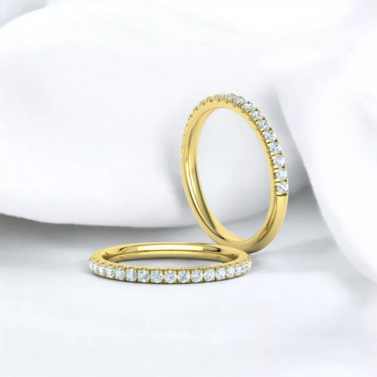 Alliance Eternity en or jaune - pavage Diamant blanc