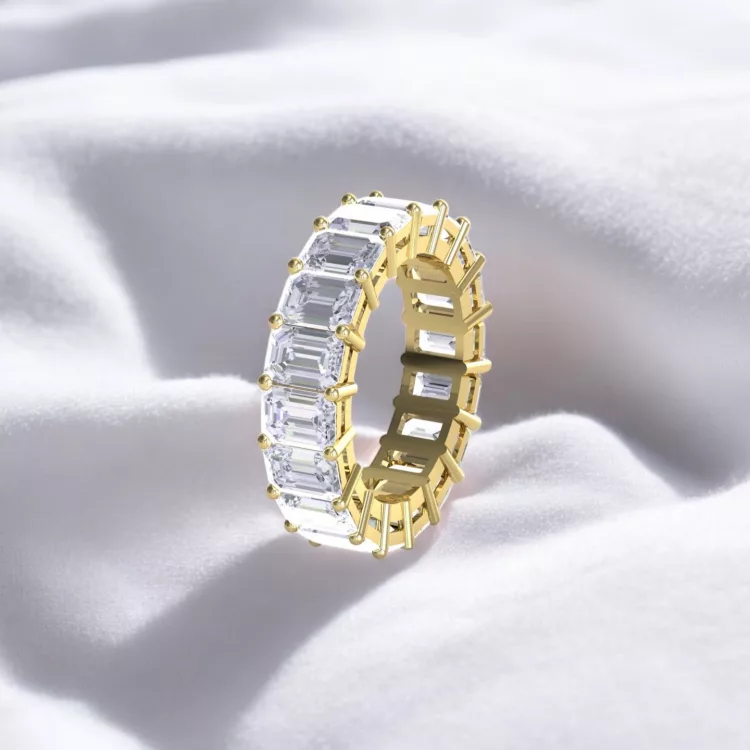 Alliance Eternity or jaune - Diamant blanc taille émeraude